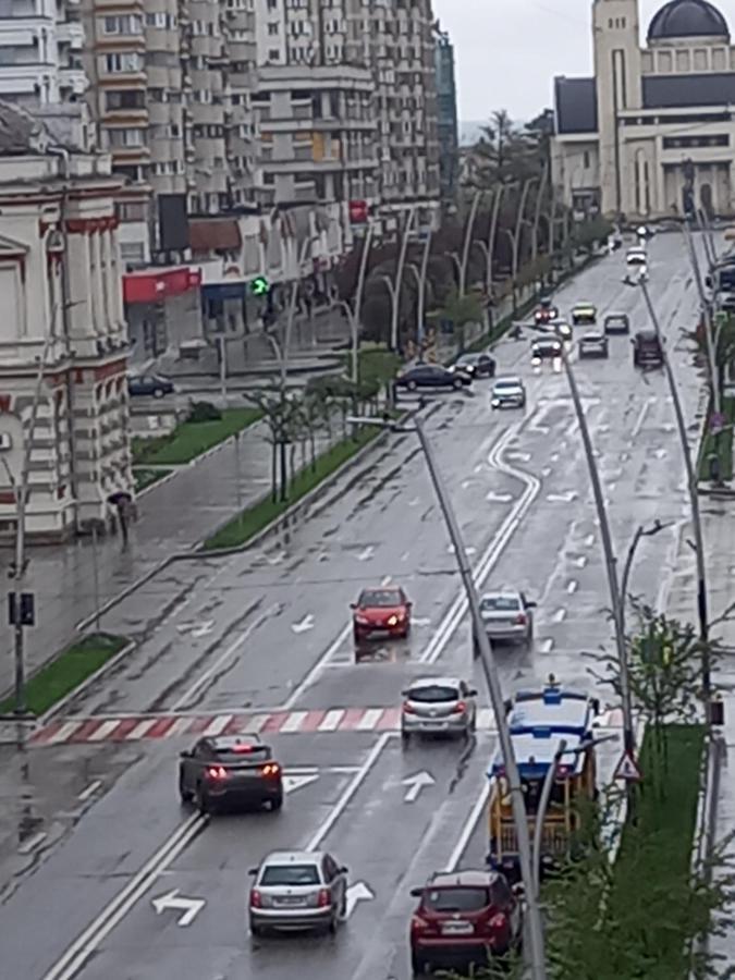 Central Bacau Bagian luar foto