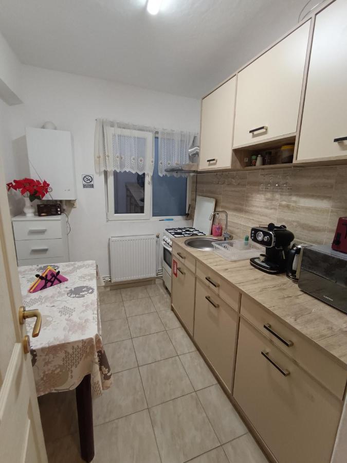 Central Bacau Bagian luar foto
